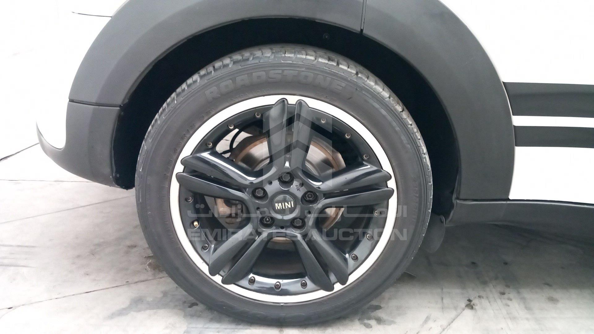 2013 MINI COOPER VIN: WMWZC5105DWM82037