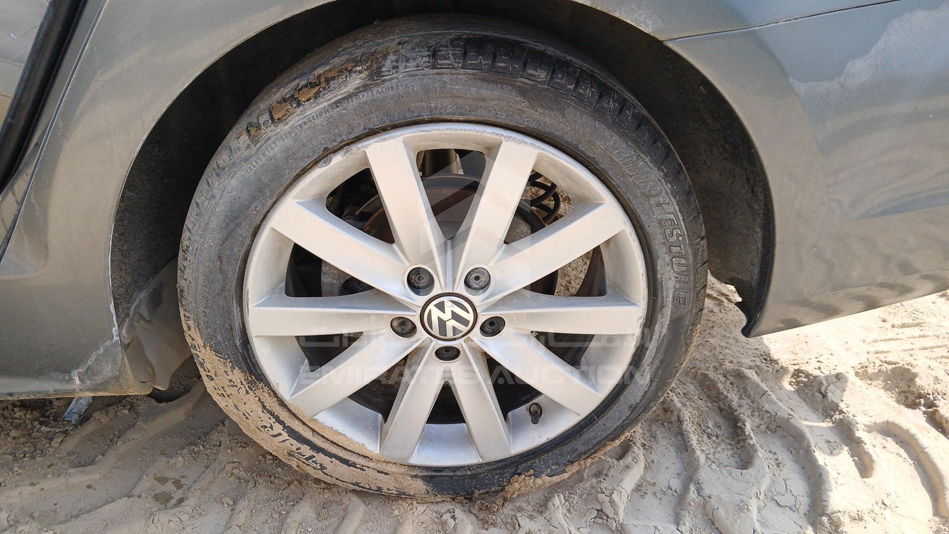 2013 VOLKSWAGEN JETTA VIN: WVWSV1AJ8DM217740