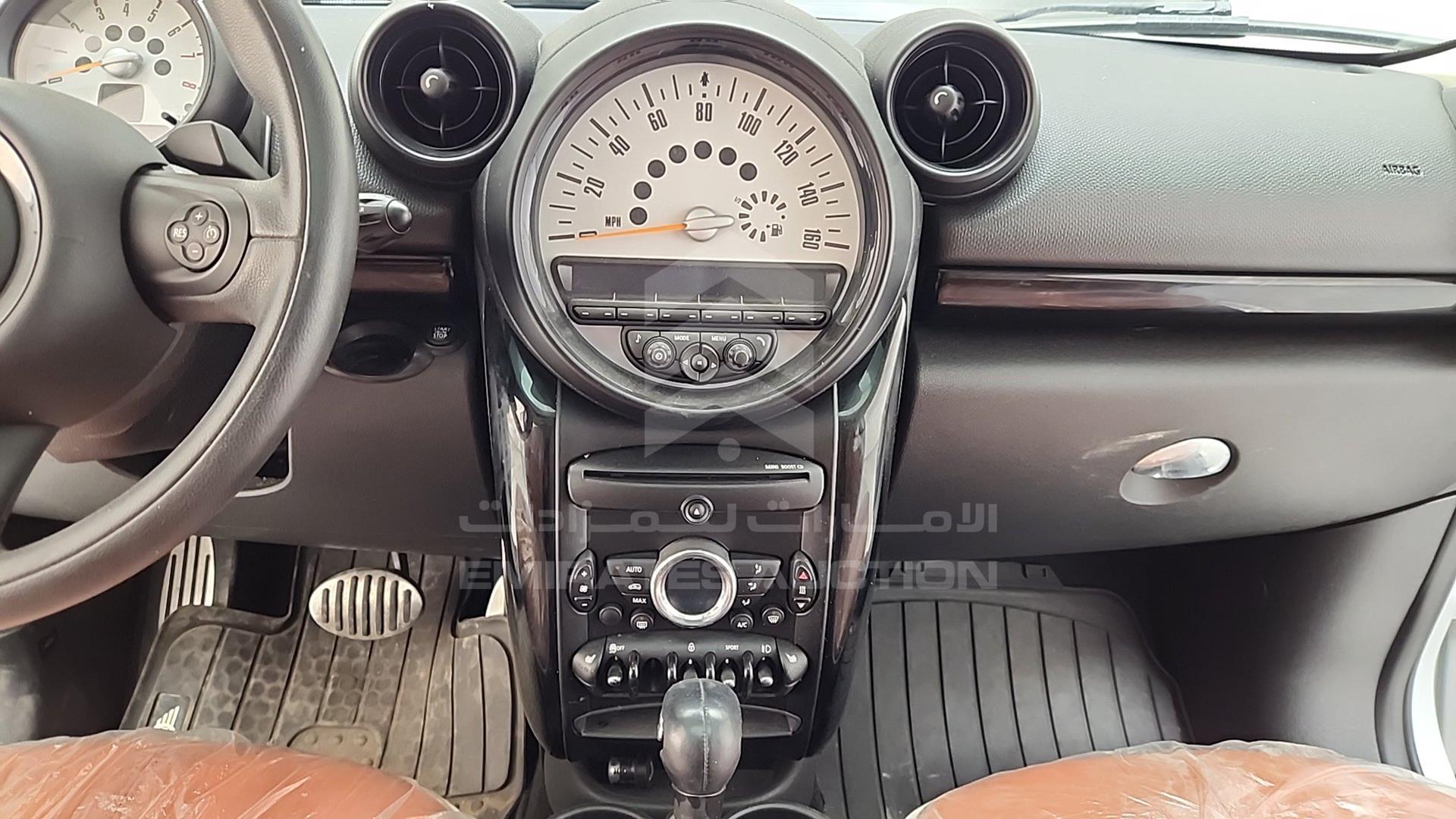 2014 MINI COOPER VIN: WMWZC3C50EWP27812