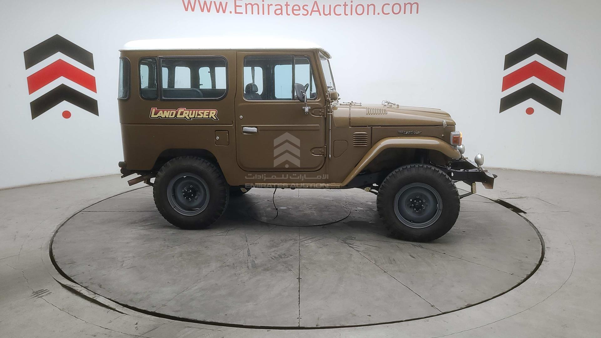 1980 TOYOTA LAND CRUISER VIN: FJ40325498