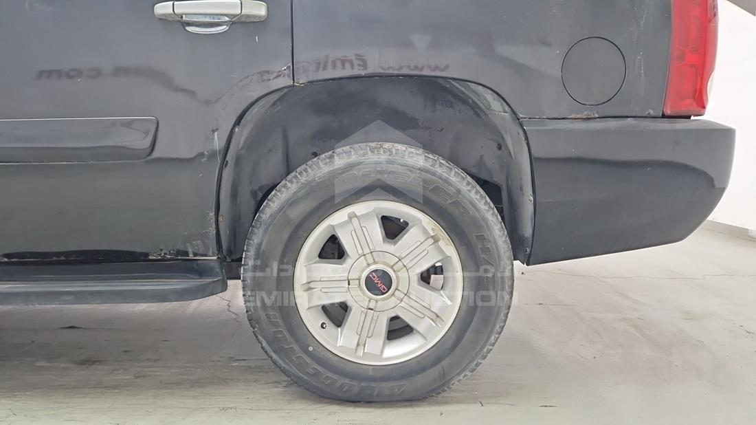 2007 GMC Yukon — Rear Left Tyre — Photo 40