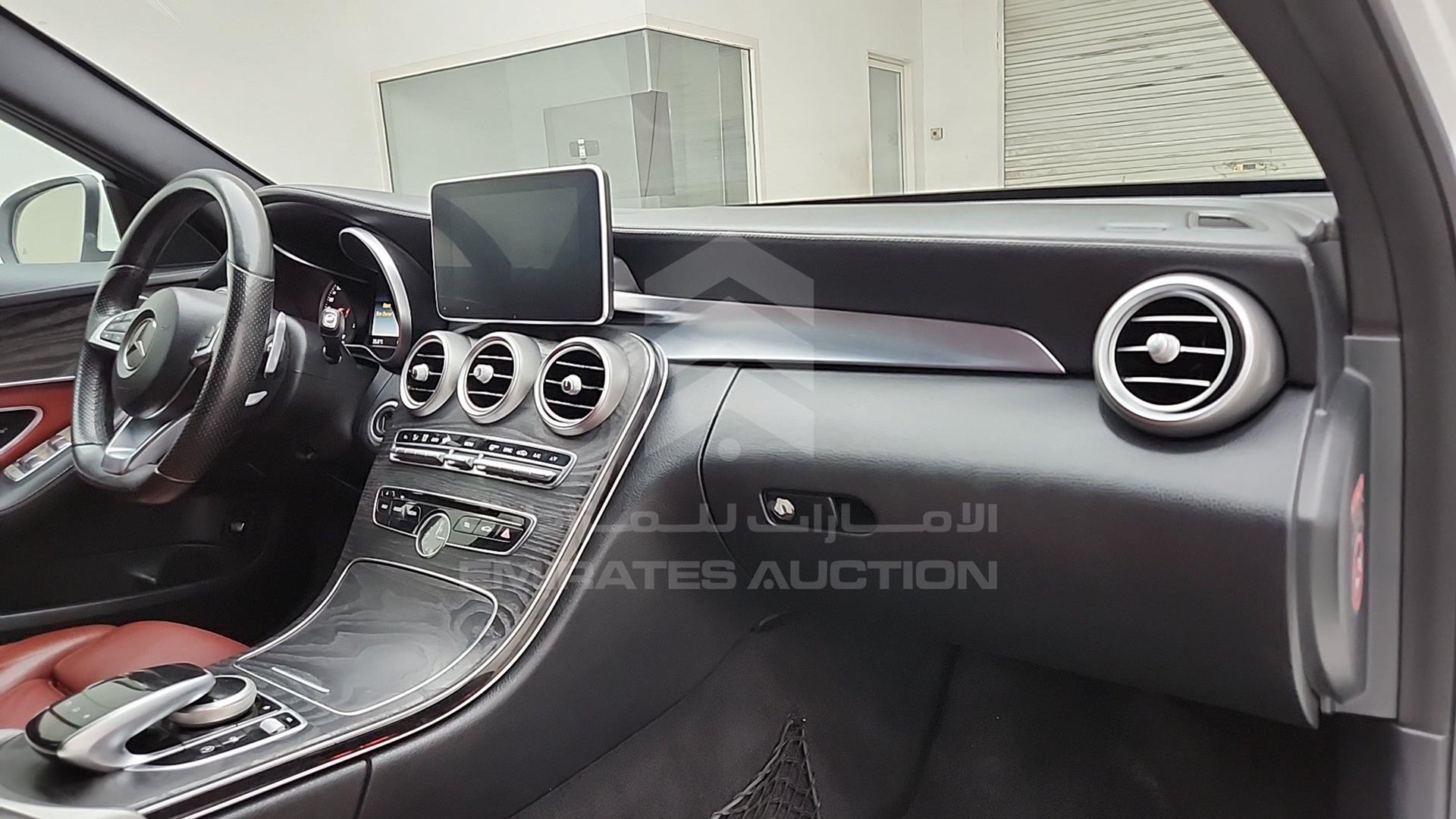 2015 MERCEDES C 200 VIN: WDDWF4CB9FR032422
