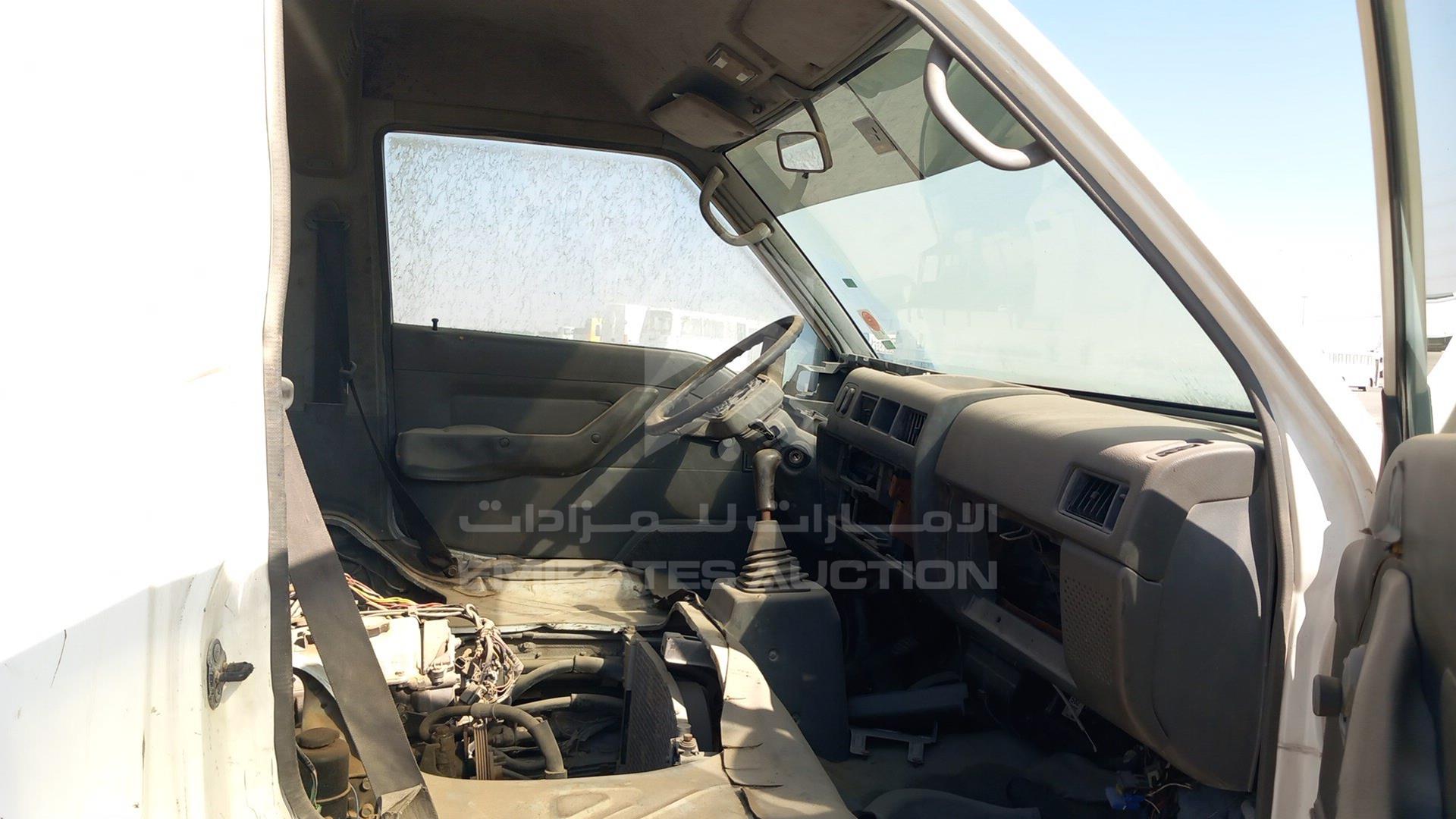 2014 MITSUBISHI L 300 VIN: JMYHNP13WEA700835