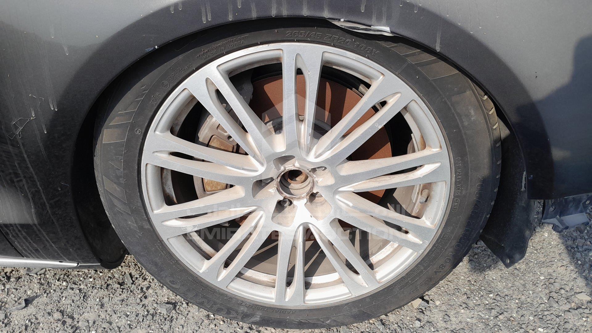 WAURVB4H1BN014903 - 2011 Audi A8 - #490226
