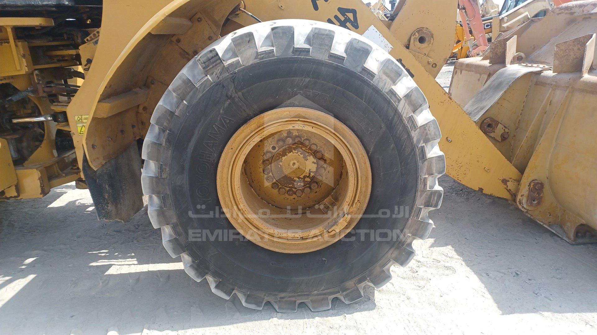 2017 CATERPILLAR --- VIN: CAT0962KVFLL00236