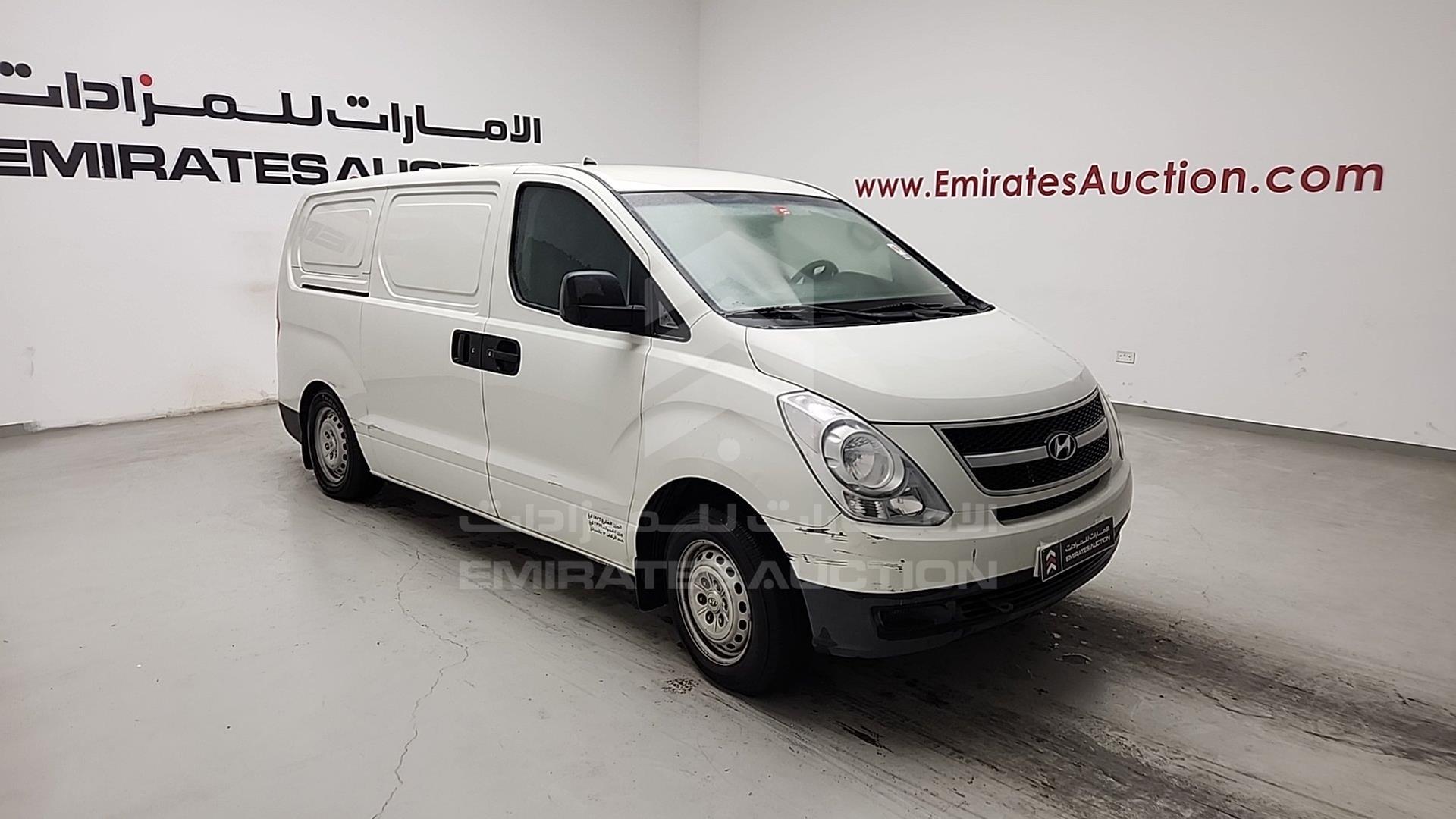2012 HYUNDAI H1 VIN: KMHWG81R8CU364919