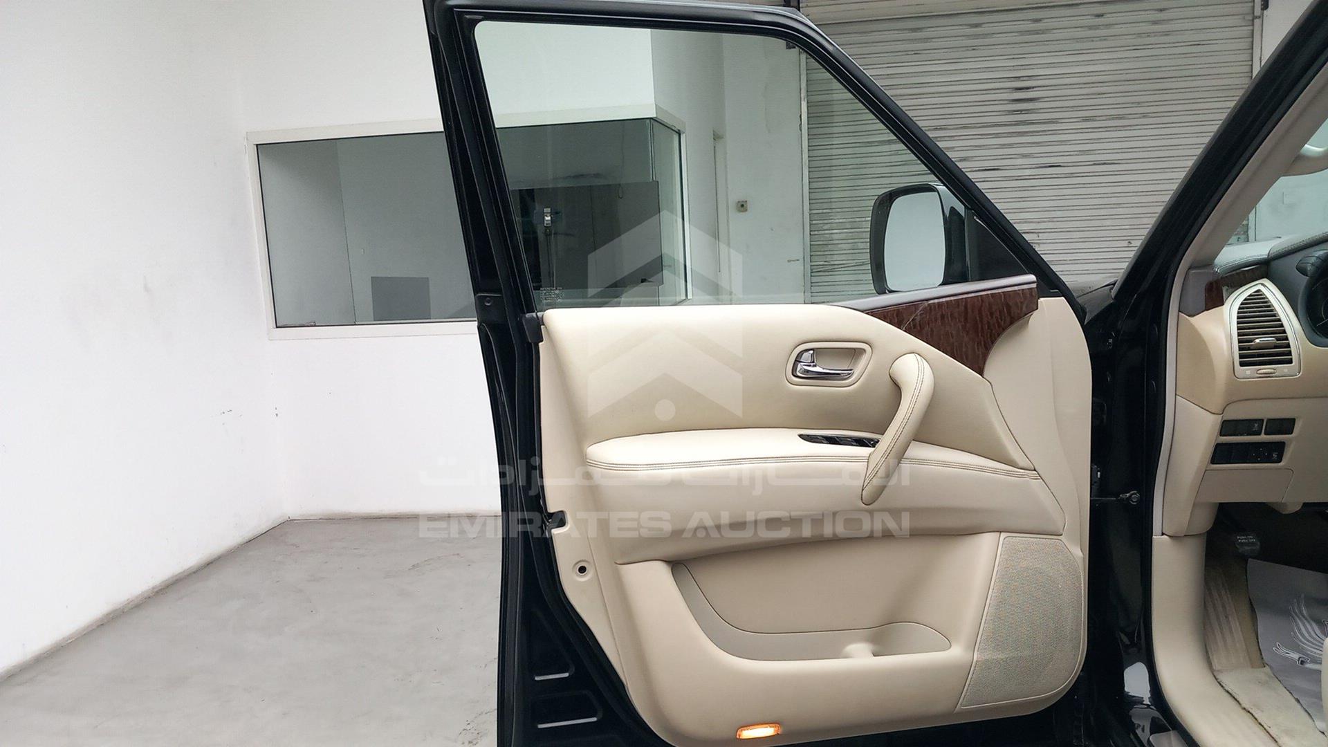 2011 NISSAN PATROL VIN: JN8AY25Y0B9011607