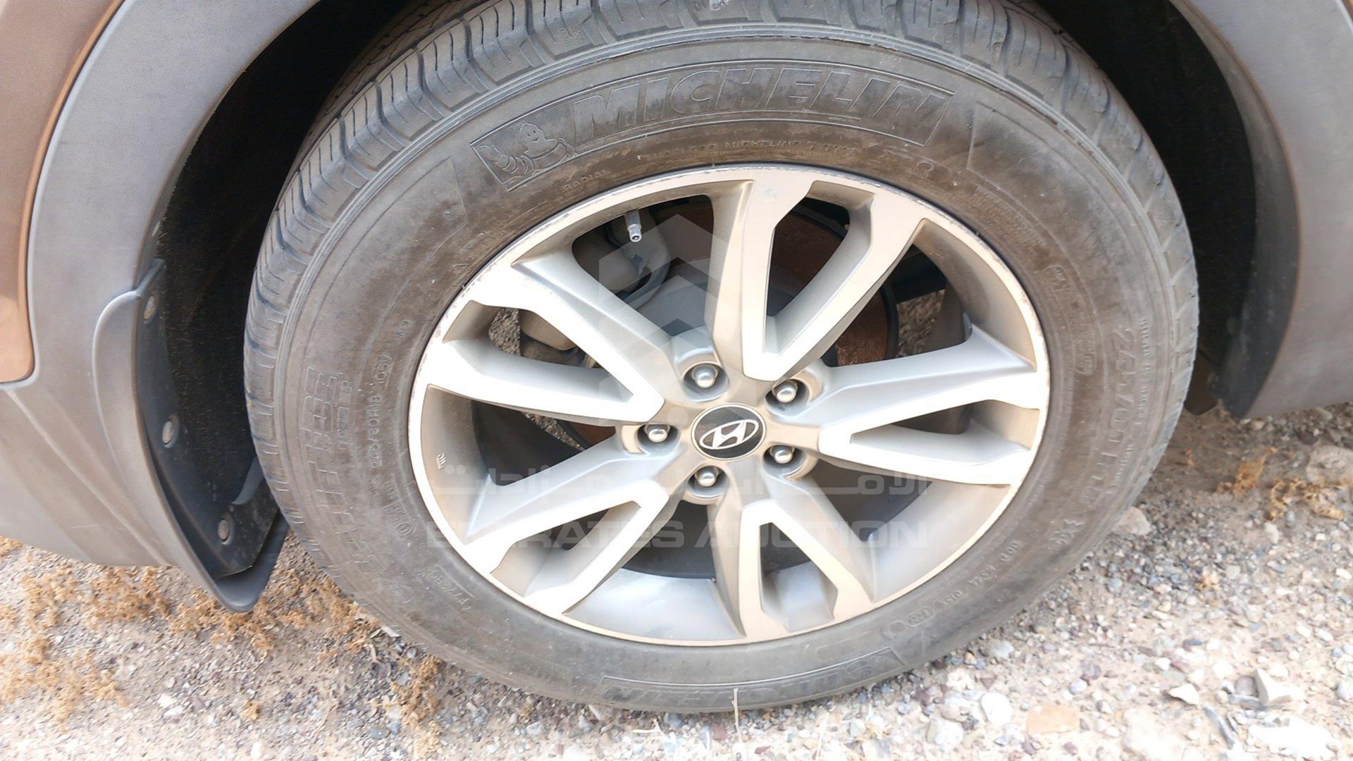 2014 HYUNDAI SANTA FE VIN: KMHST81C1EU248387