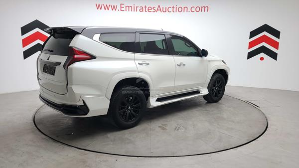 MMEMC71X6KH011440 Mitsubishi Montero