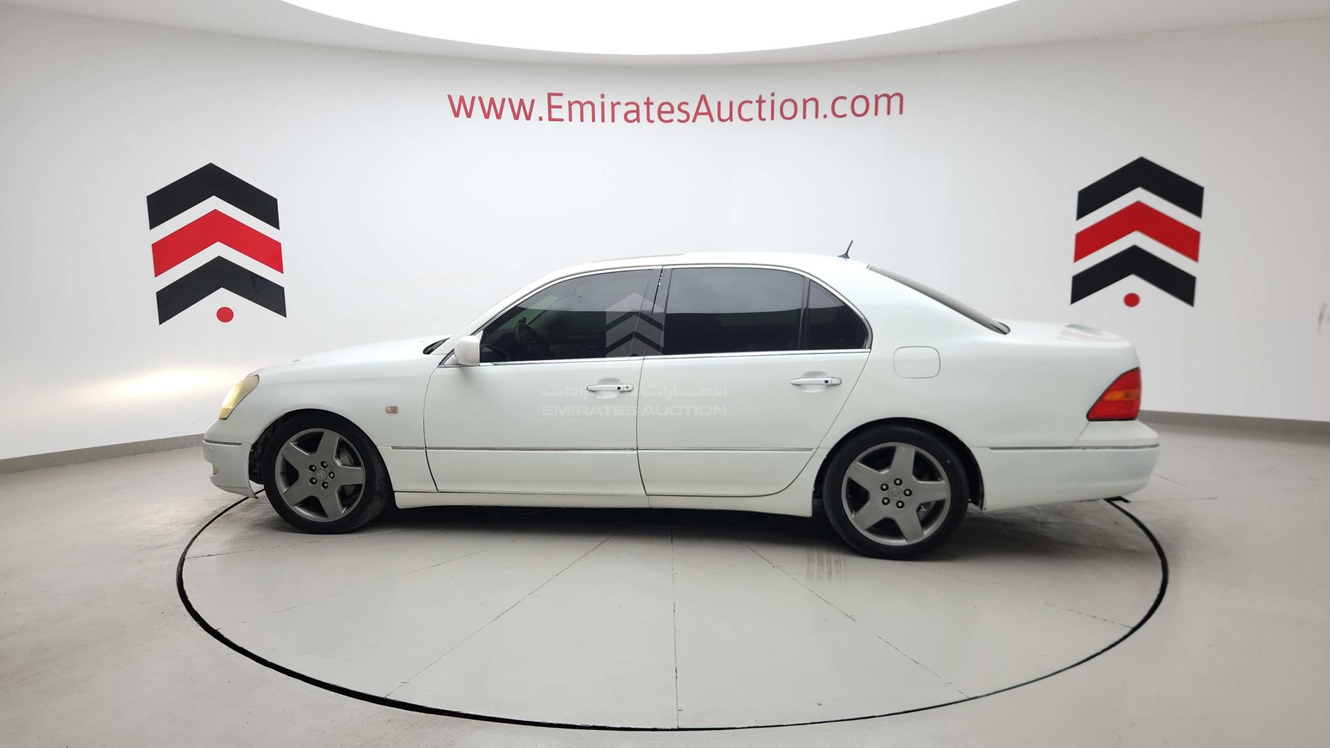 2002 LEXUS LS 430 VIN: JTHBN30F720057314