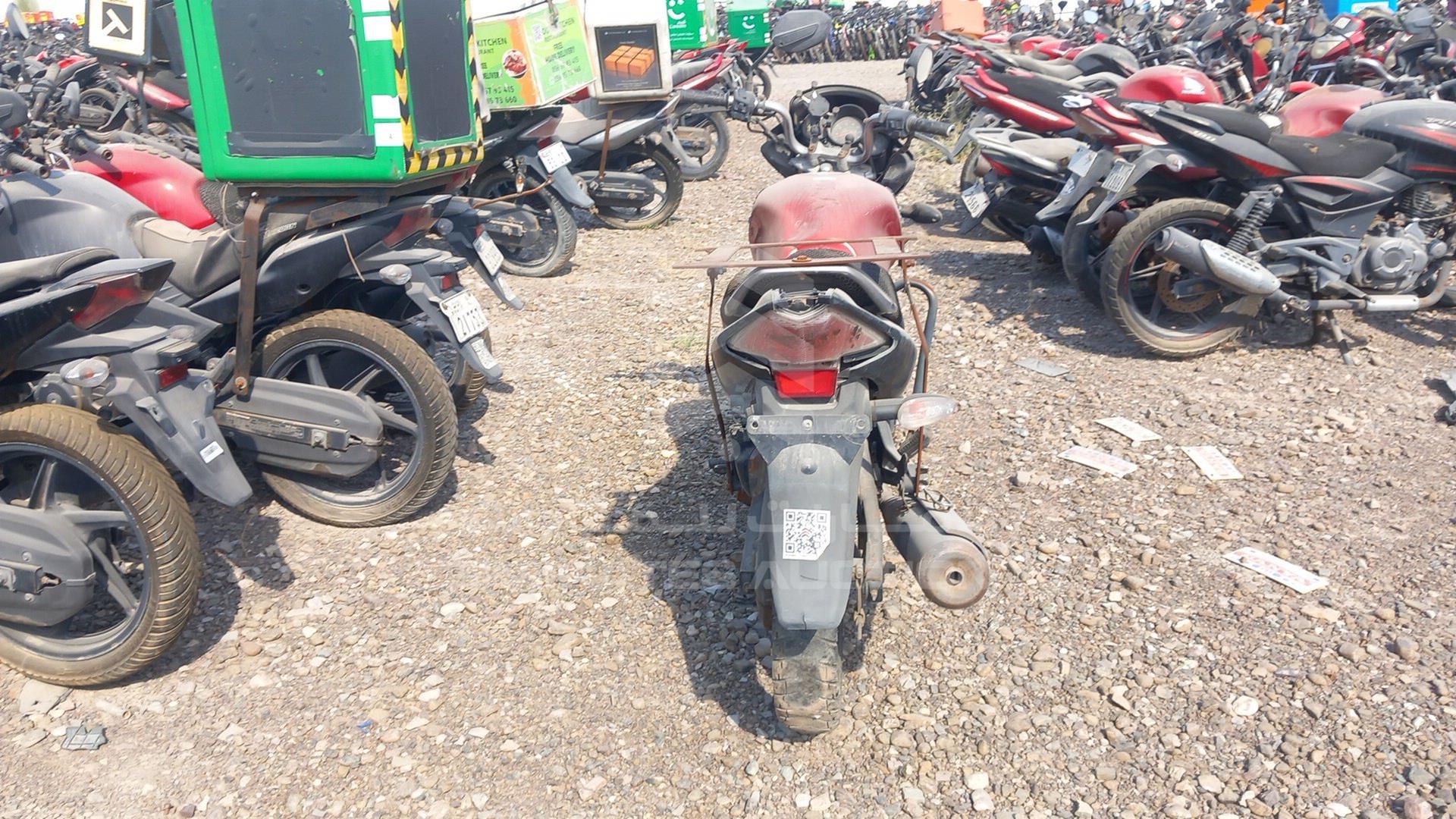 2014 HONDA CBF 150 VIN: ME4KC09CEE8748868