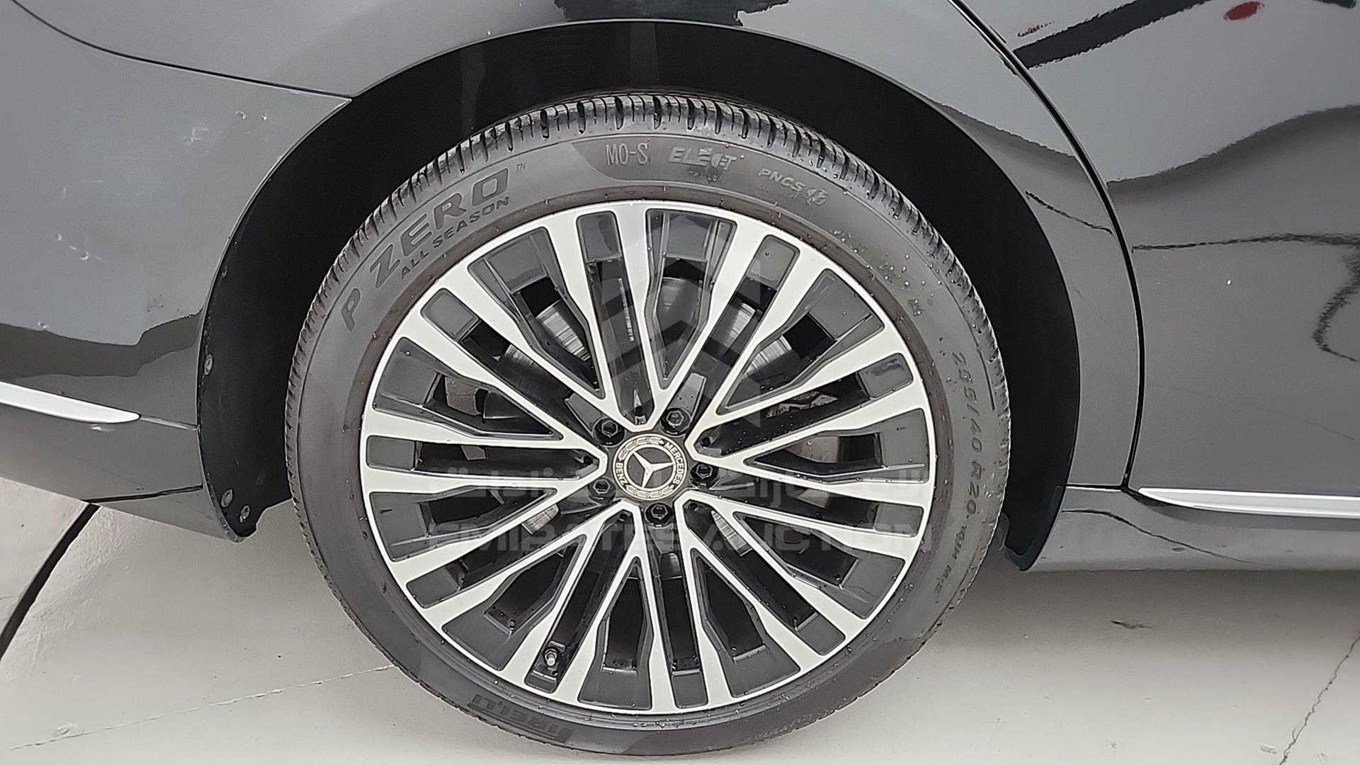 2021 MERCEDES S 580 VIN: W1K6G7GB2MA020939