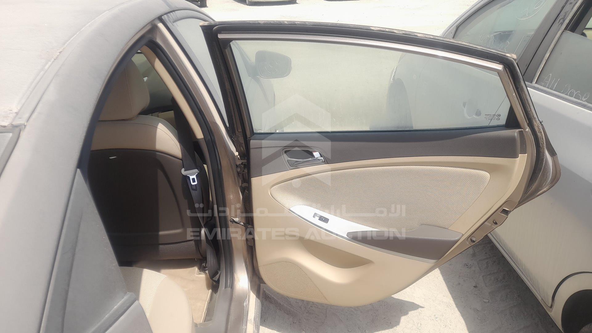 2015 HYUNDAI ACCENT VIN: KMHCT41B9FU679257