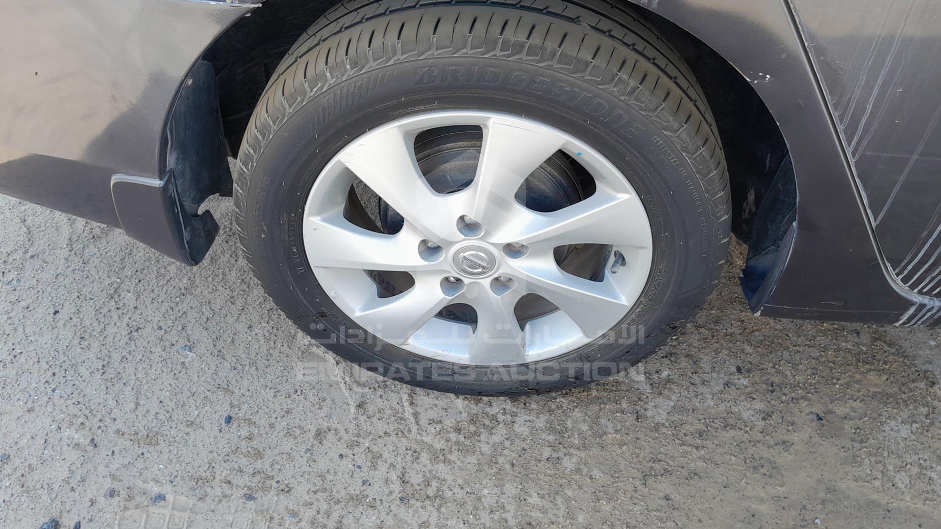 2014 NISSAN SENTRA VIN: 3N1AB7AP5EY211410