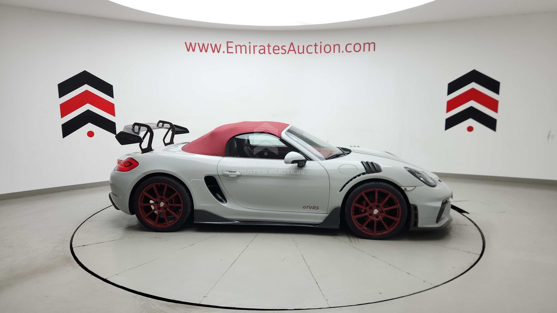 2013 PORSCHE BOXSTER VIN: WP0ZZZ98ZDS102162