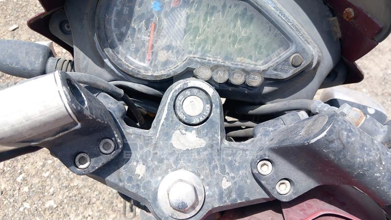 MD2A12DY7HCB00827 Auction: EmiratesAuction Lot: 415928 MD2A12DY7HCB00827 Bajaj Pulsar 180CC 2017 RED Photo 4