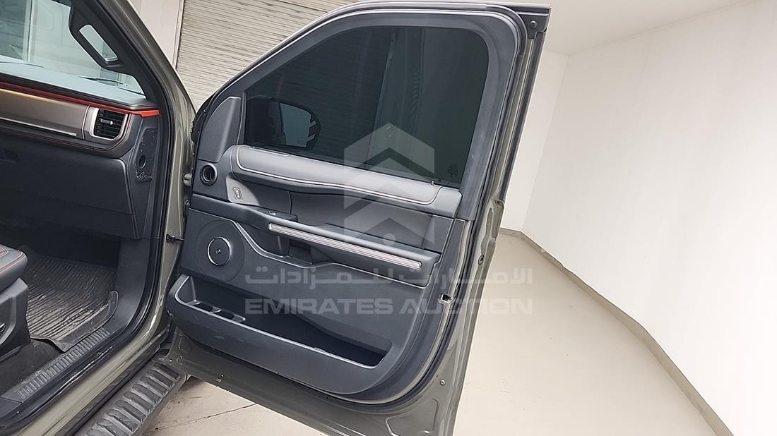 2024 Ford Expedition — Front Right Door — Photo 33