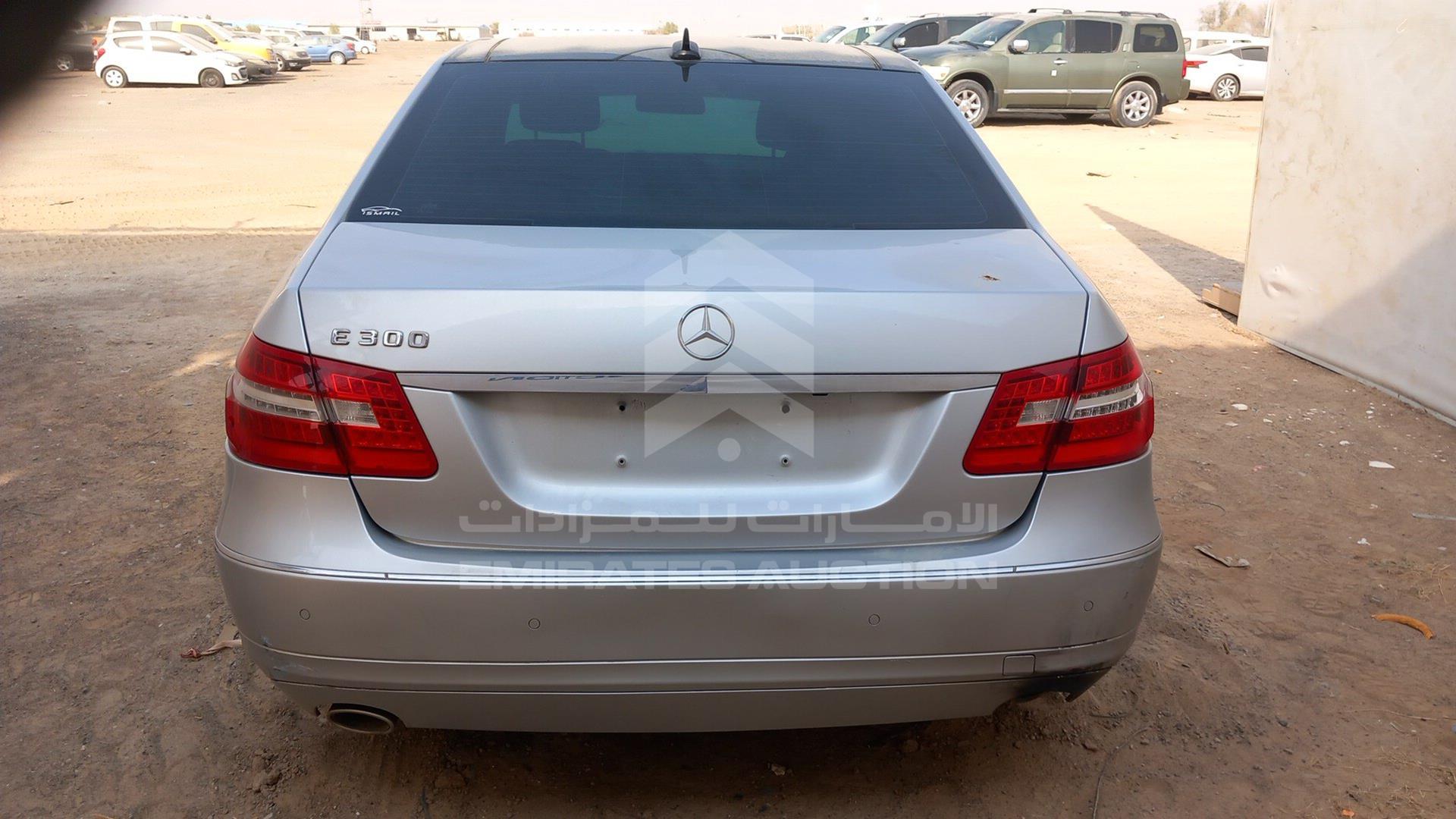 2012 MERCEDES E 300 VIN: WDDHF5DB2CA573075