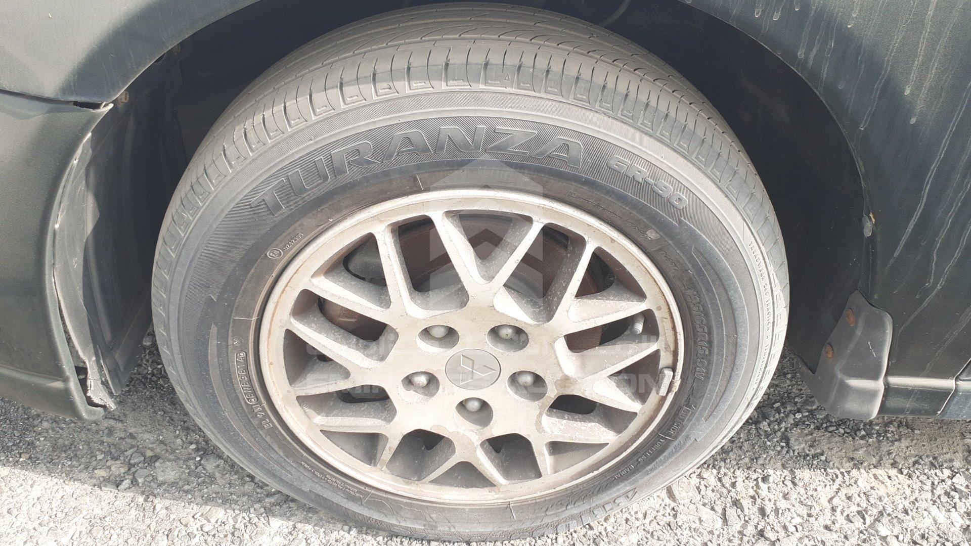 2002 MITSUBISHI GALANT VIN: 4A3AA46G62E033486