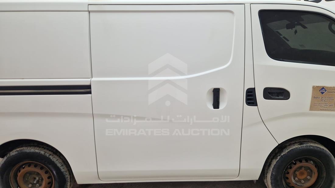2020 Nissan Urvan — Rear Right Door — Photo 14