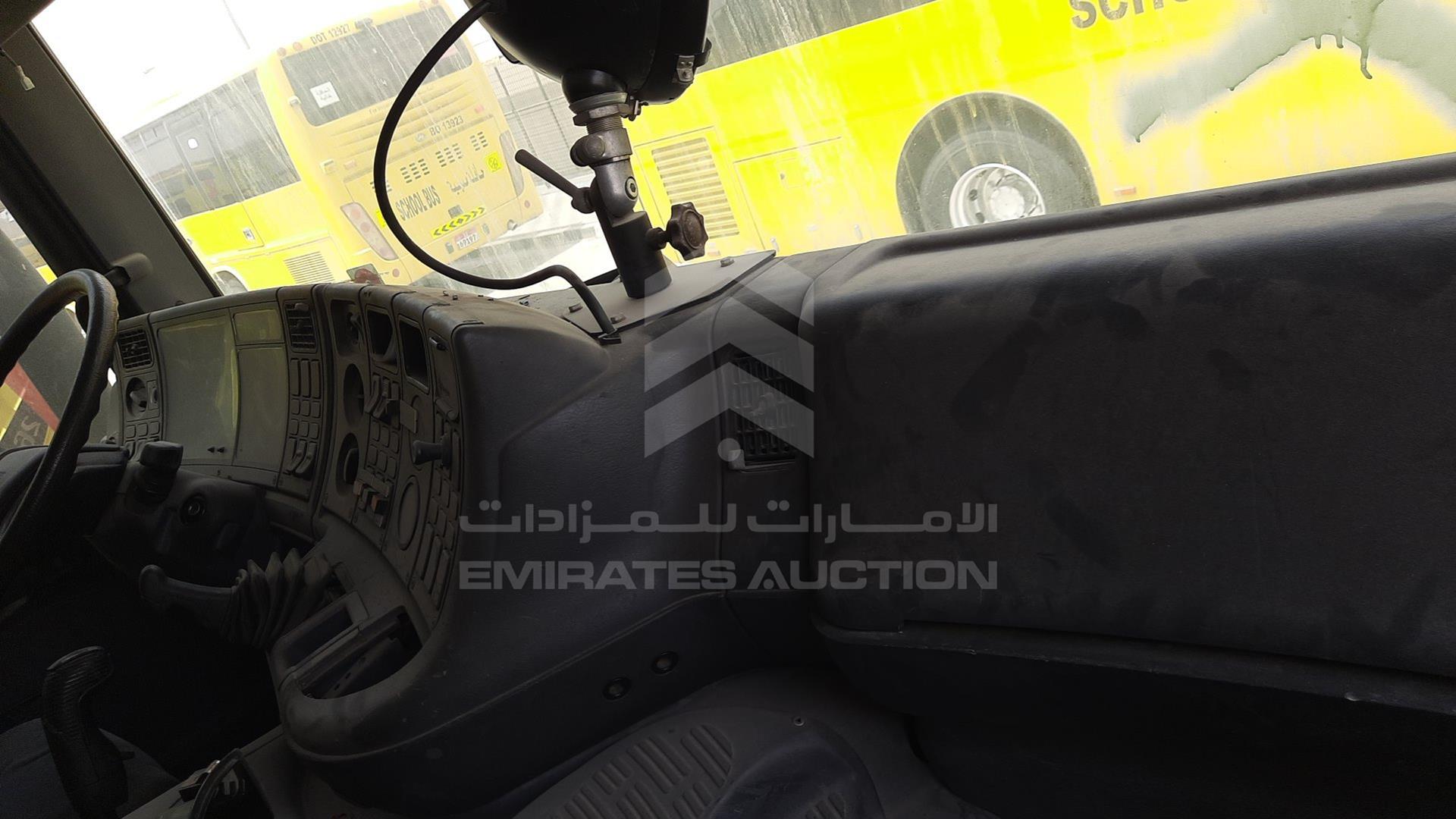 2003 SCANIA --- VIN: XLEP8X40034495565