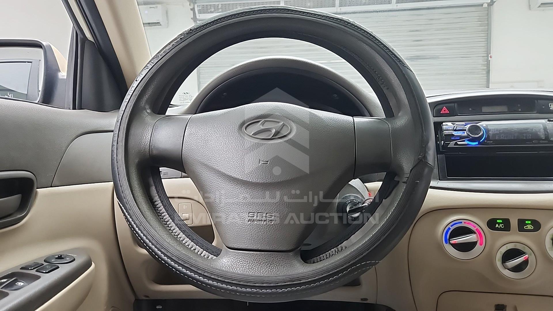 2008 HYUNDAI ACCENT VIN: KMHCM41A48U227529