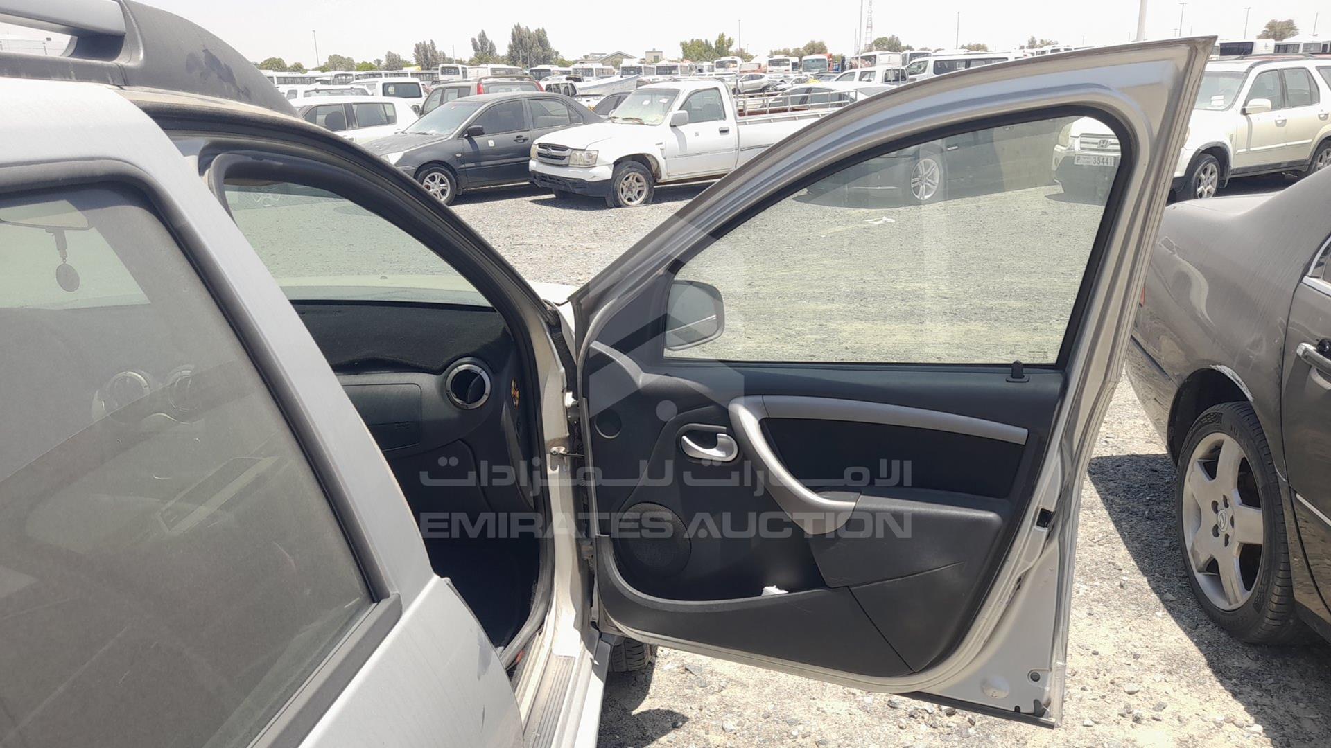 2014 RENAULT DUSTER VIN: VF1HSRCA3EA503785