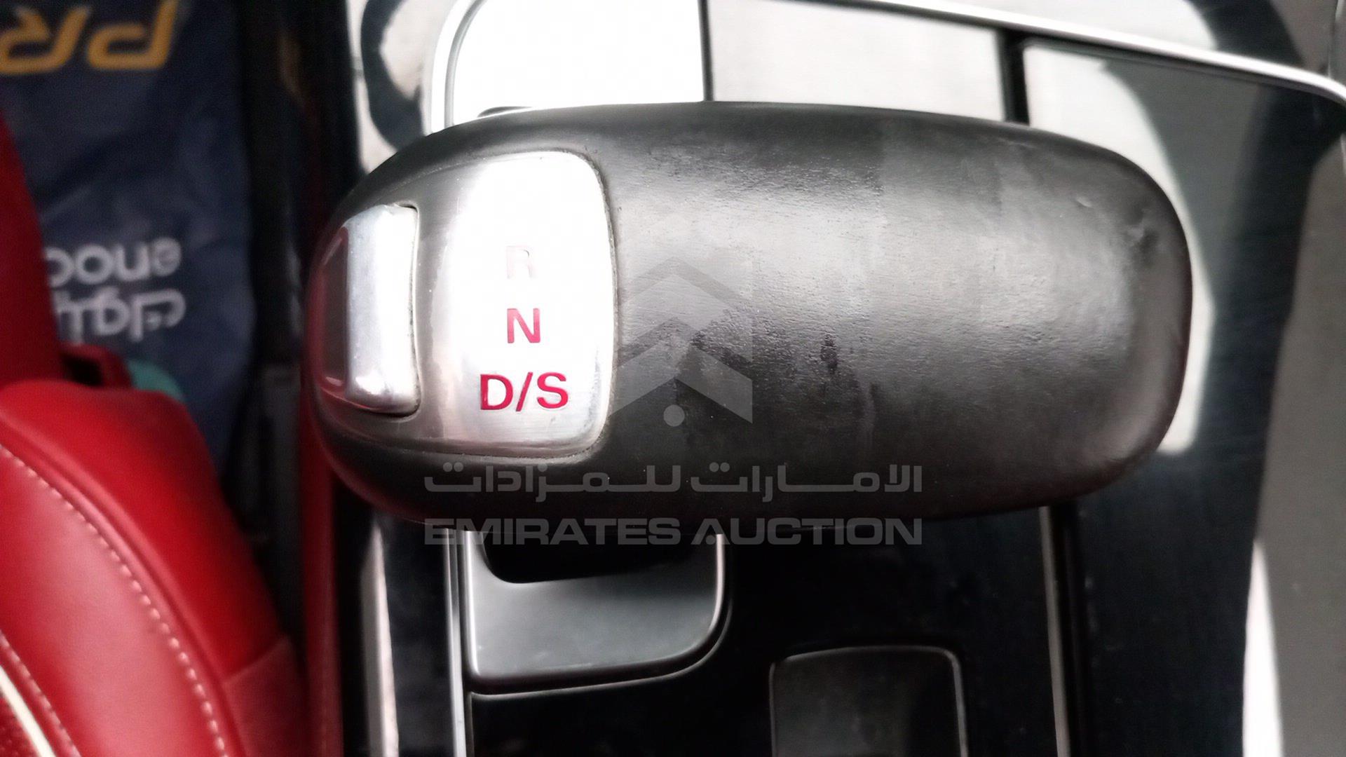 2016 AUDI A8 VIN: WAUY2BFD0GN000917