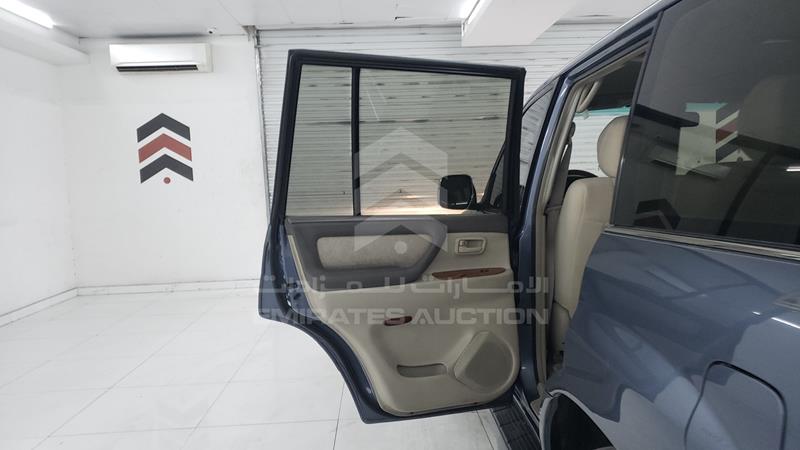 JTEHJ09J665125149 Auction: EmiratesAuction Lot: 406549 JTEHJ09J665125149 Toyota Land Cruiser 2006 BLUE Photo 19