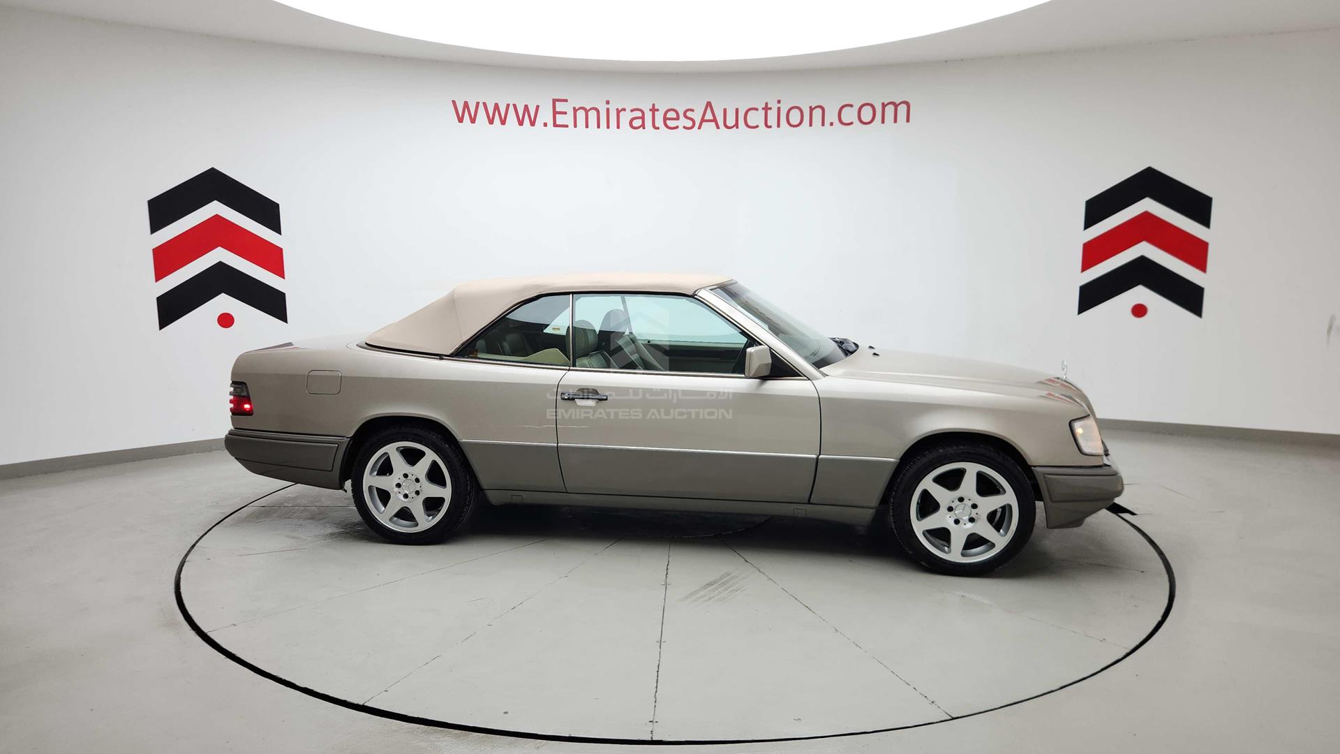 1995 MERCEDES E 320 VIN: WDBEA66E6SC280029