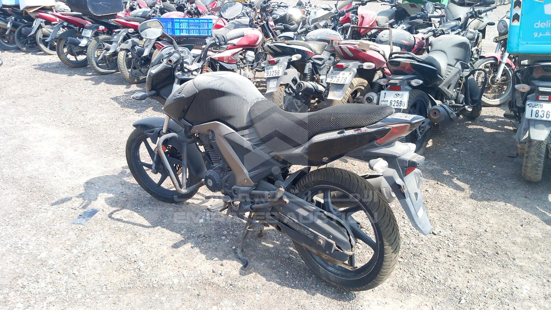 2015 HONDA UNICORN 160 VIN: ME4KC2033G8000788