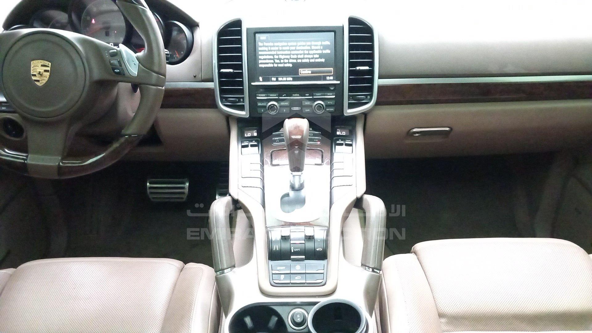 2012 PORSCHE CAYENNE VIN: WP1ZZZ92ZCLA47106