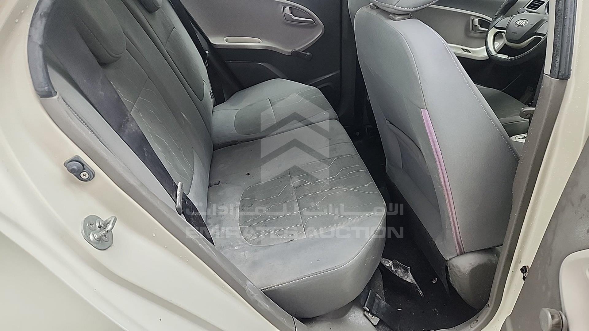 2015 KIA PICANTO VIN: KNABX512XFT761883