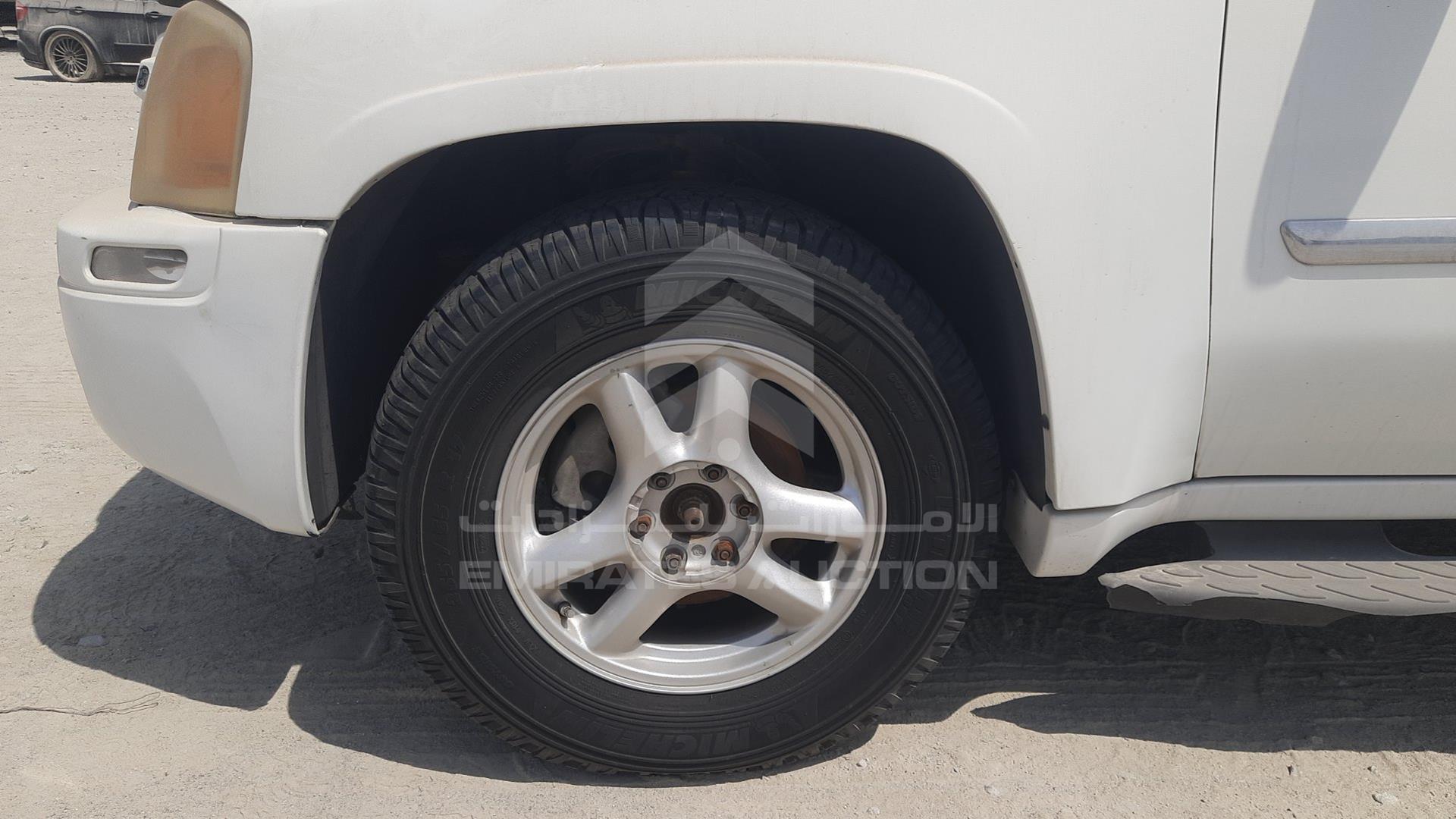 2007 GMC ENVOY VIN: 1GKDT13S372212101