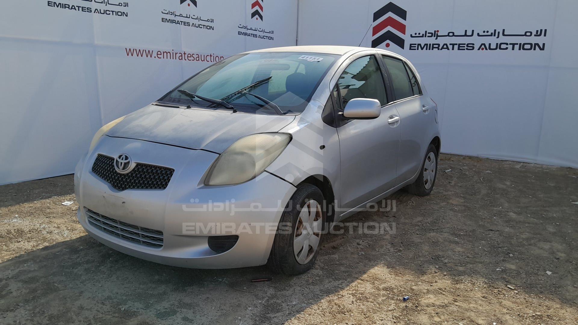 2008 TOYOTA YARIS VIN: JTDKW923585114707