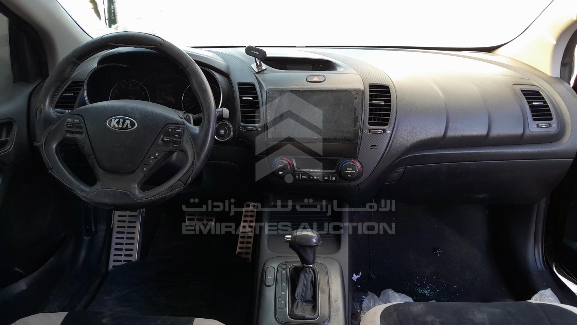 2014 KIA CERATO VIN: KNAFZ6174E5158864