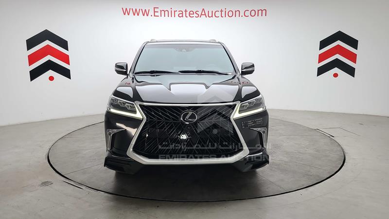 JTJHY00W1L4326058 Auction: EmiratesAuction Lot: 409451 JTJHY00W1L4326058 Lexus LX 570 2020 WHITE Photo 1