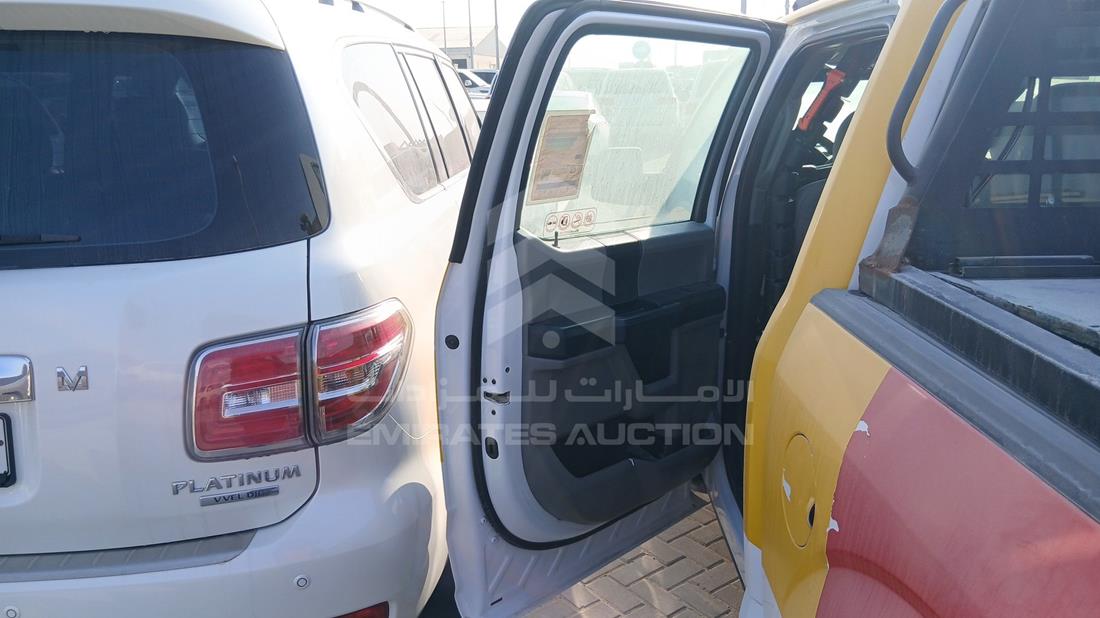 فورد اف 150 2019 — الباب الخلفي الأيسر — صورة 18