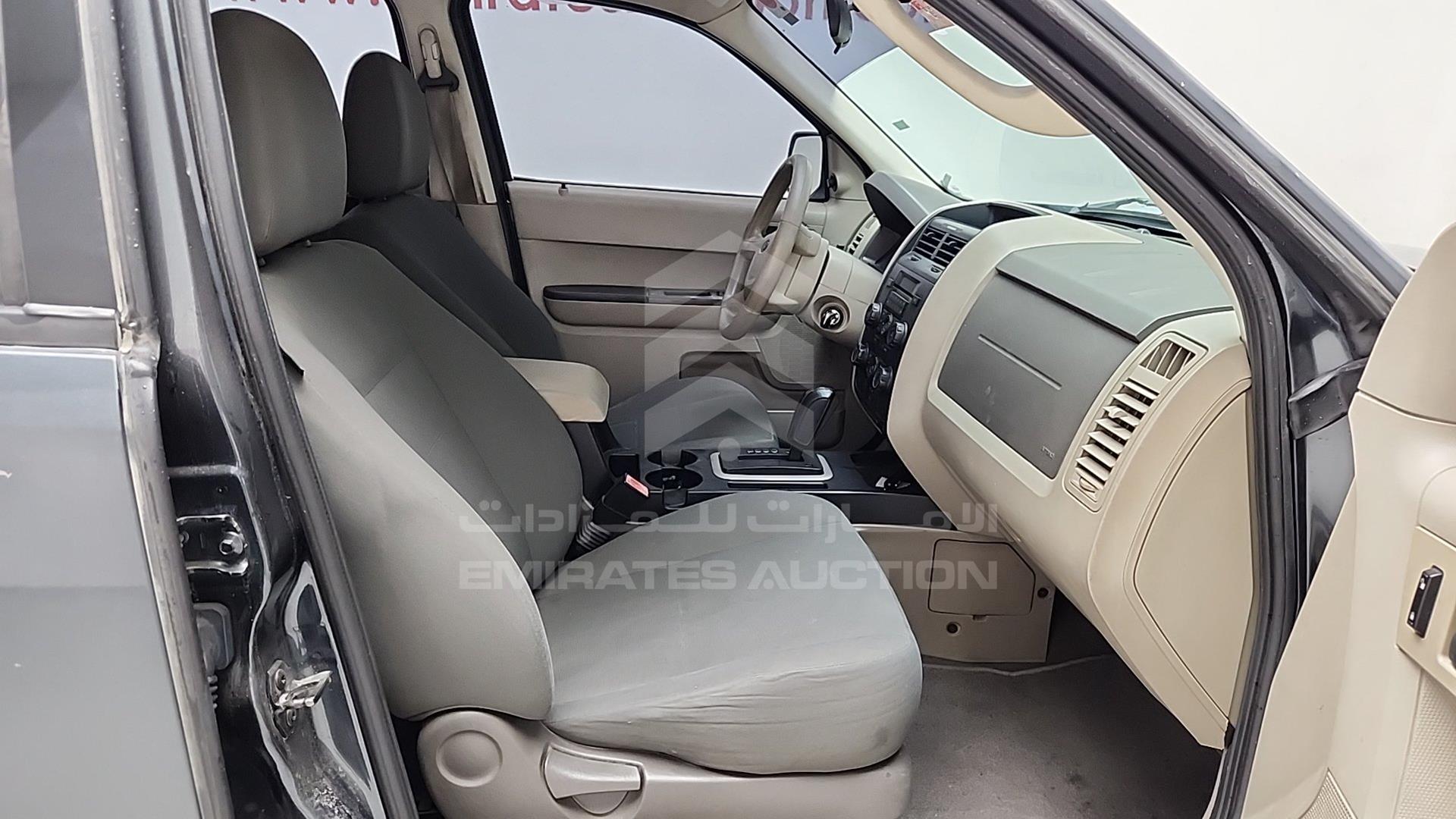 2009 FORD ESCAPE VIN: 1FMCU92G39KA23060