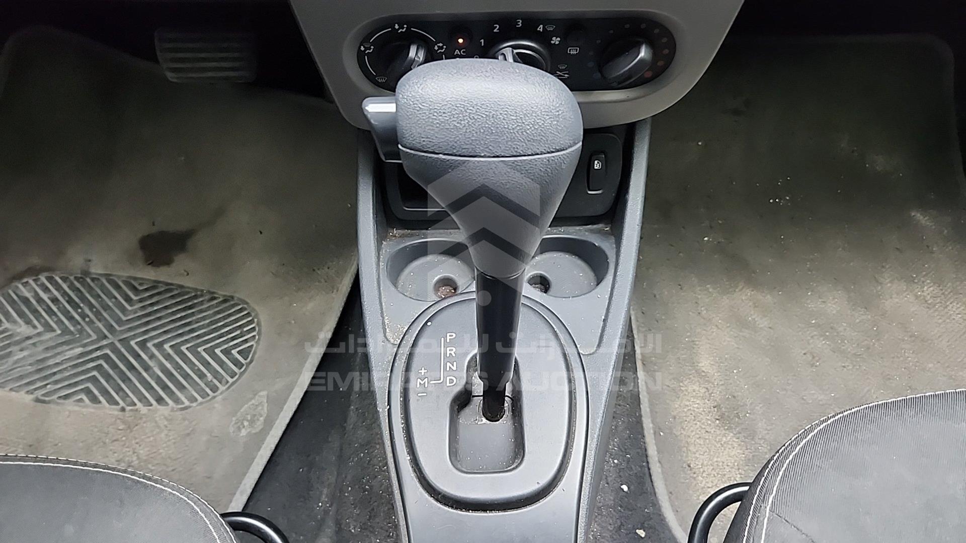 2015 RENAULT DUSTER VIN: VF1HSRCA1FA514477