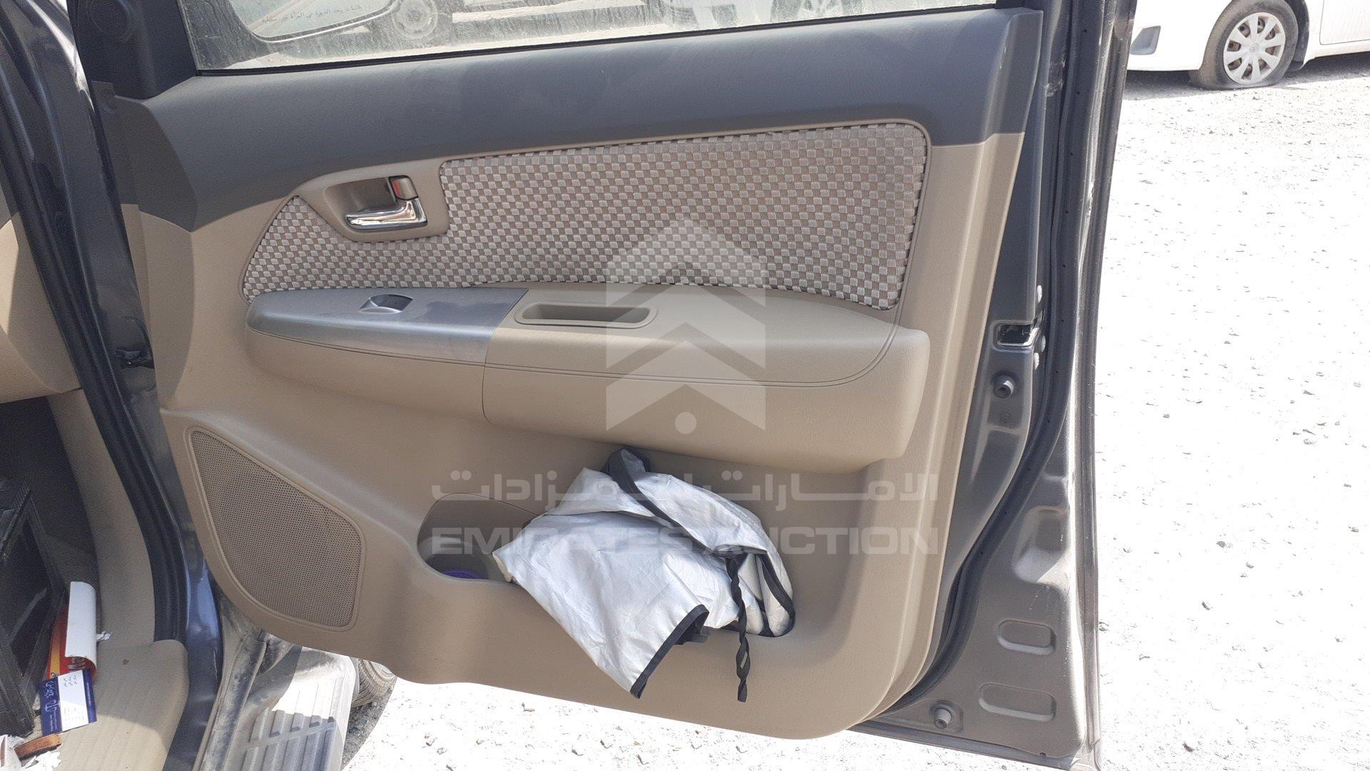 MHFYX59G0D8046614 - 2013 Toyota Fortuner - #359324