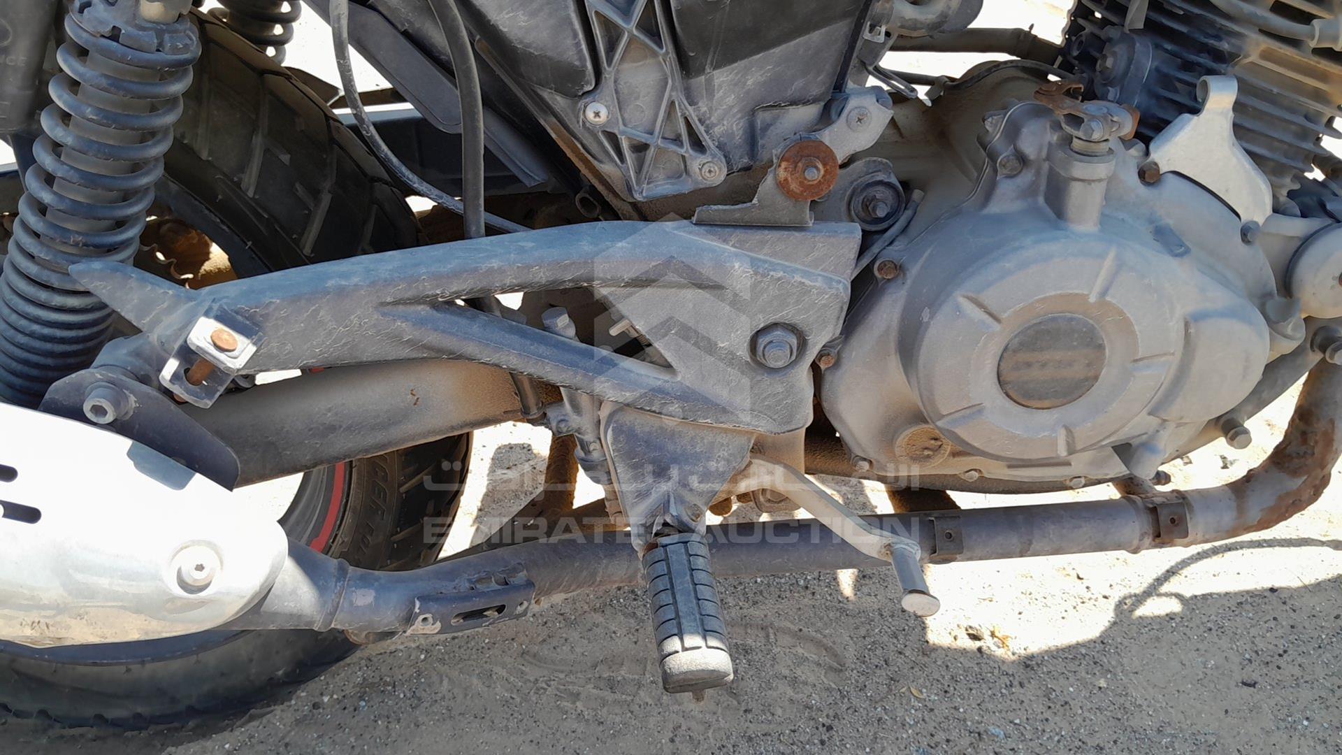 2017 BAJAJ PULSAR 180CC VIN: MD2A12DY6HCG10392