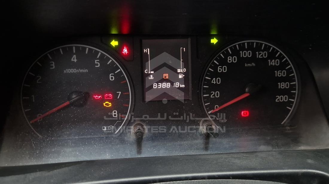 نيسان أورفان 2013 — مؤشر السرعة — صورة 9