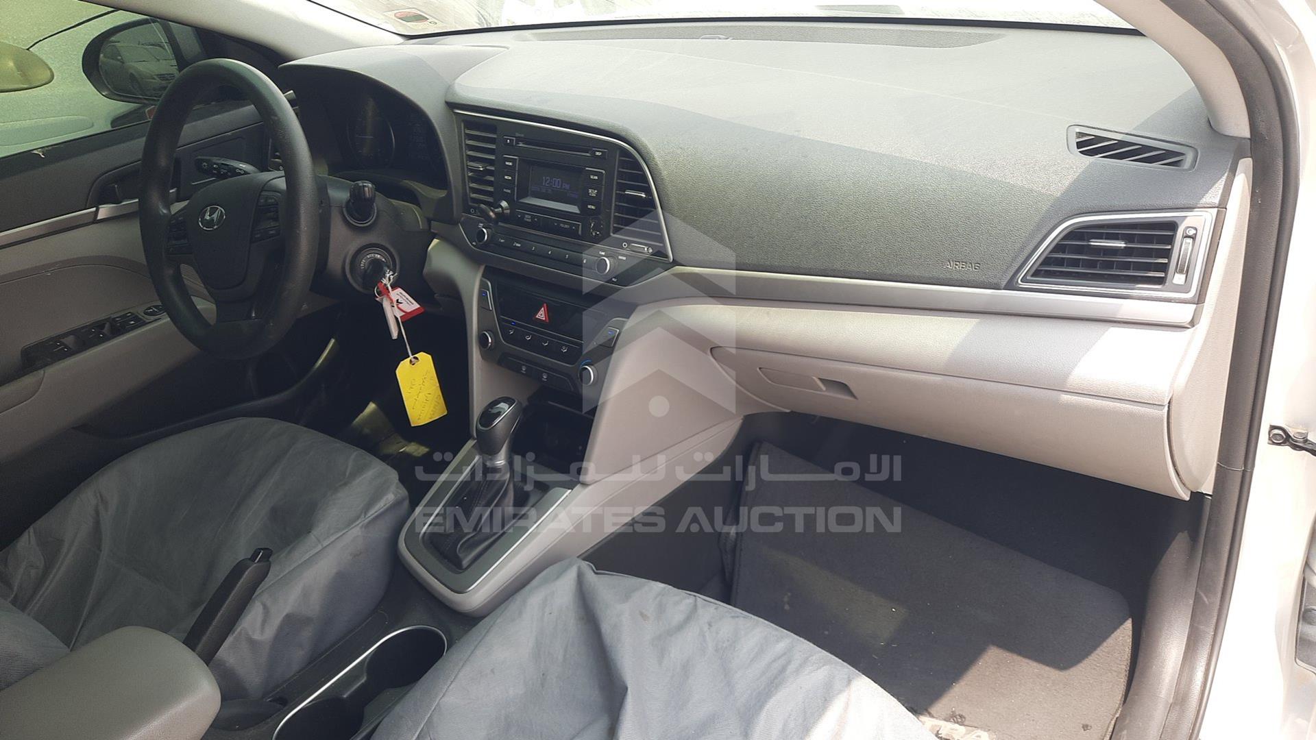 2018 HYUNDAI ELANTRA VIN: KMHD741C0JU545067