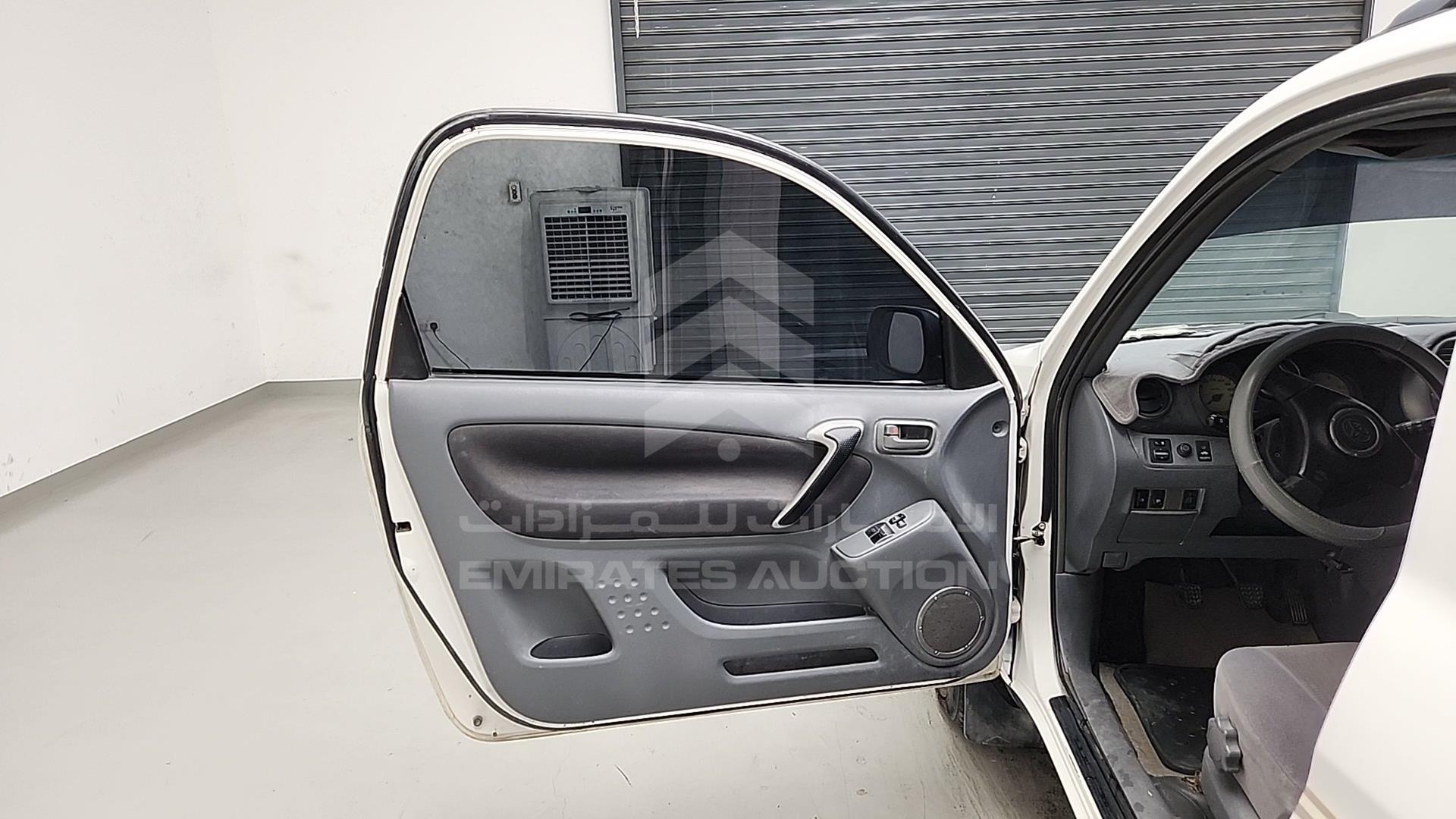 2001 TOYOTA RAV-4 VIN: JTEYH20V200013931