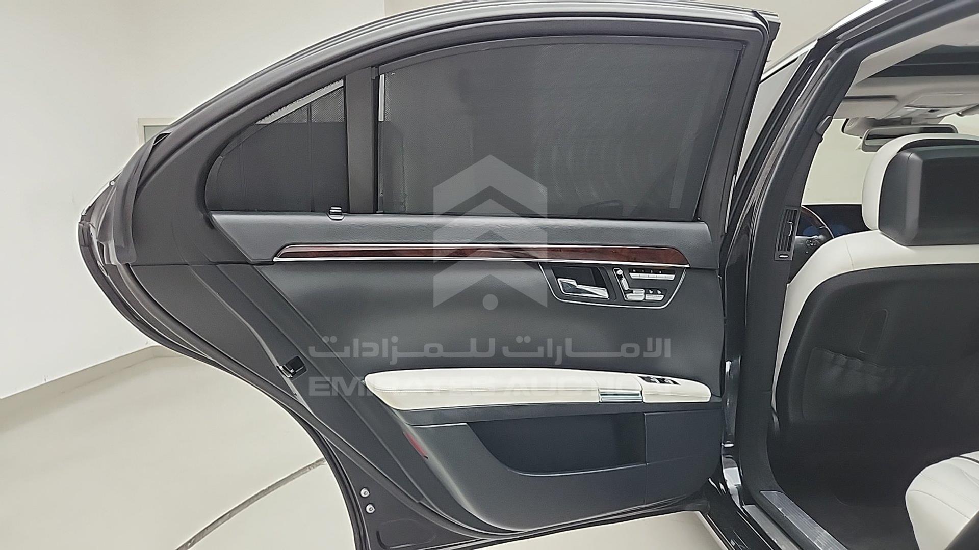 2012 MERCEDES S 500 VIN: WDDNG9EB1CA443410