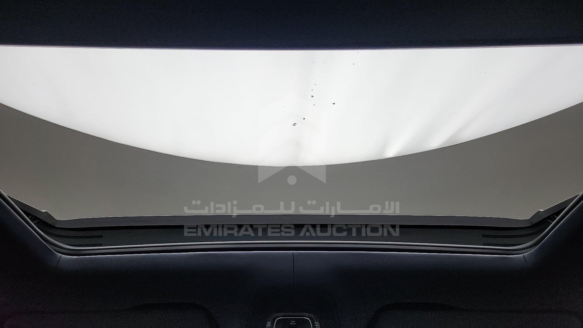 2017 BENTLEY BENTAYGA VIN: SJAAB1ZV0HC013457