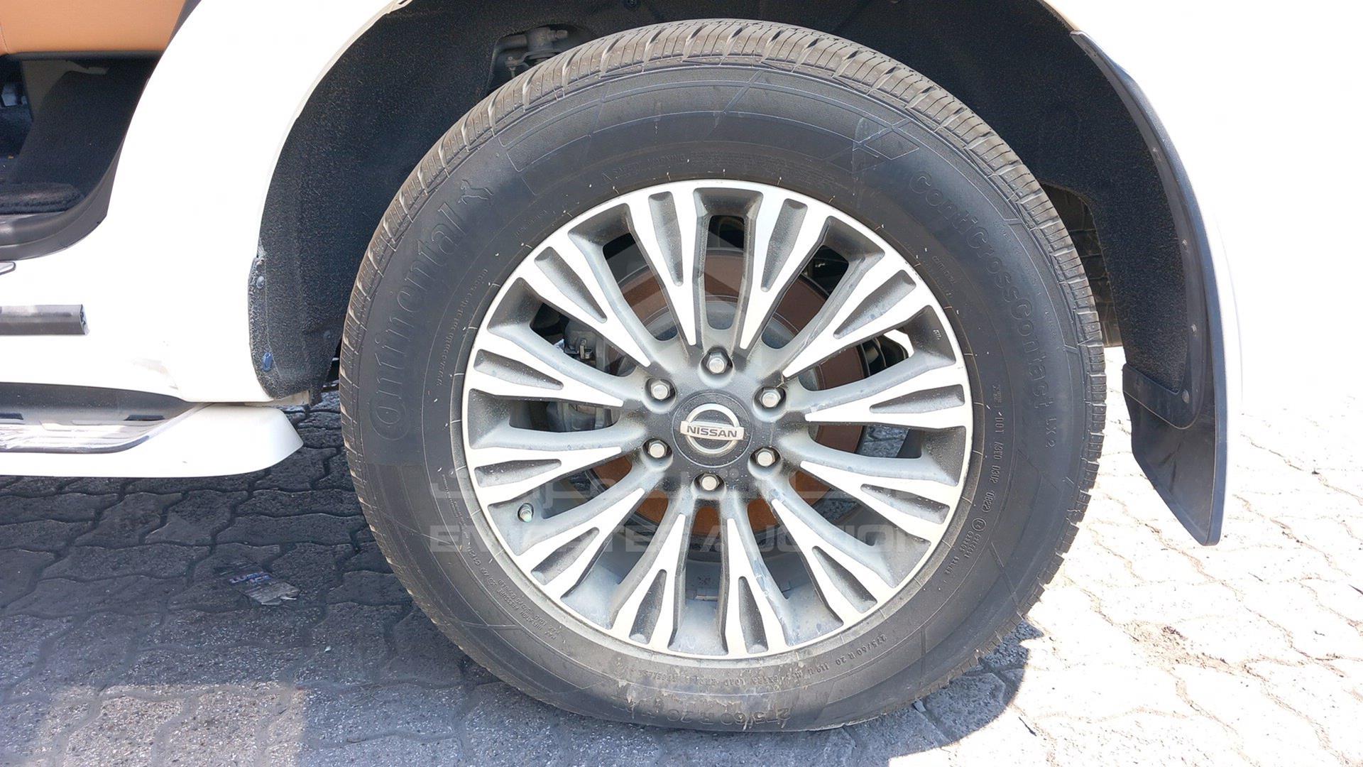 2015 NISSAN PATROL VIN: JN8AY2NYXF9123644