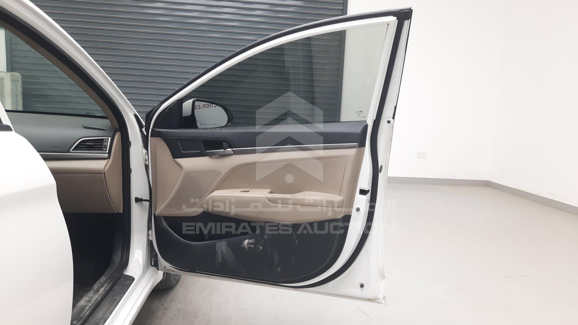 2017 HYUNDAI ELANTRA VIN: KMHD741C1HU128759
