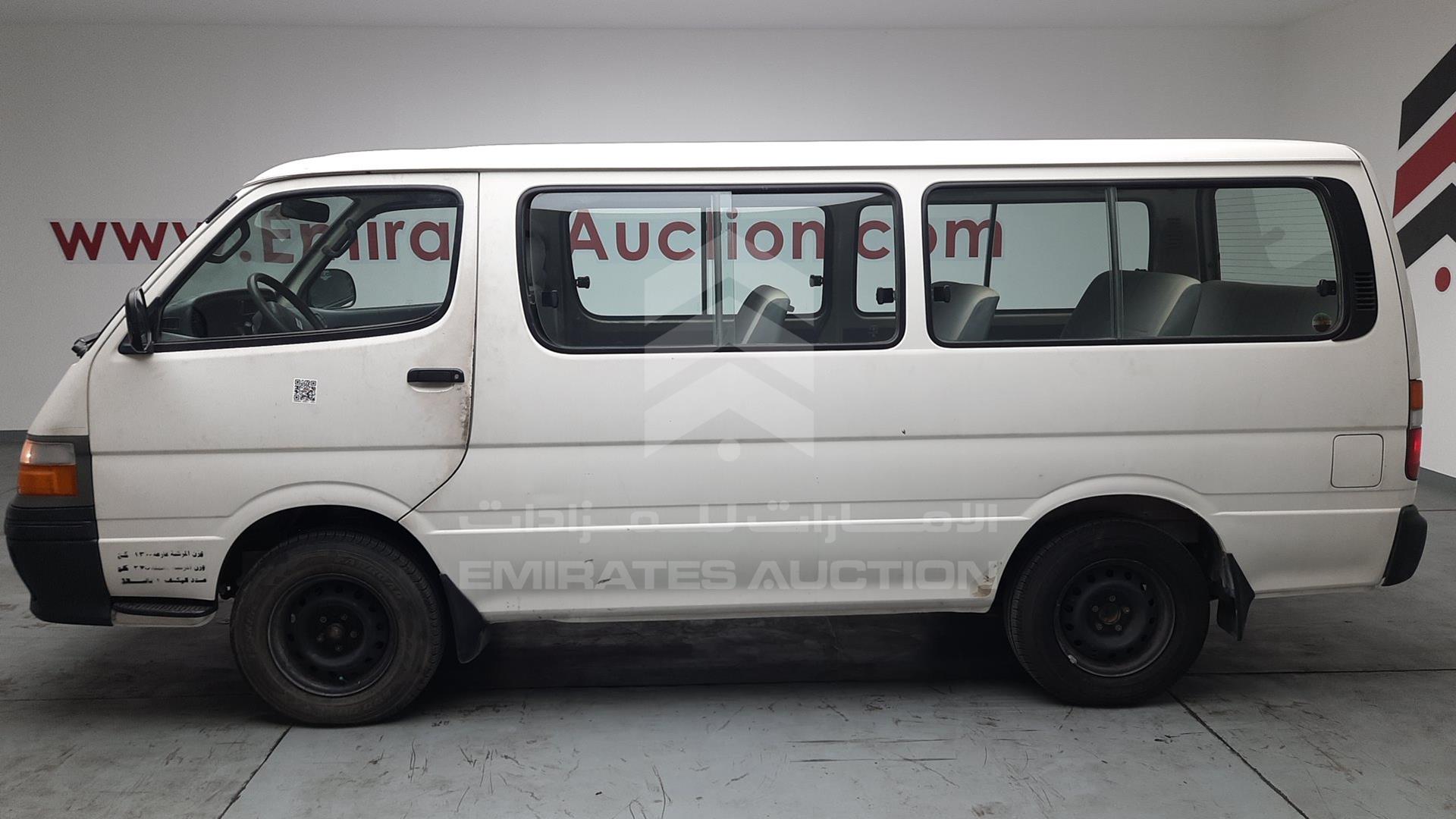2003 TOYOTA HIACE VIN: JTCFR119537009974
